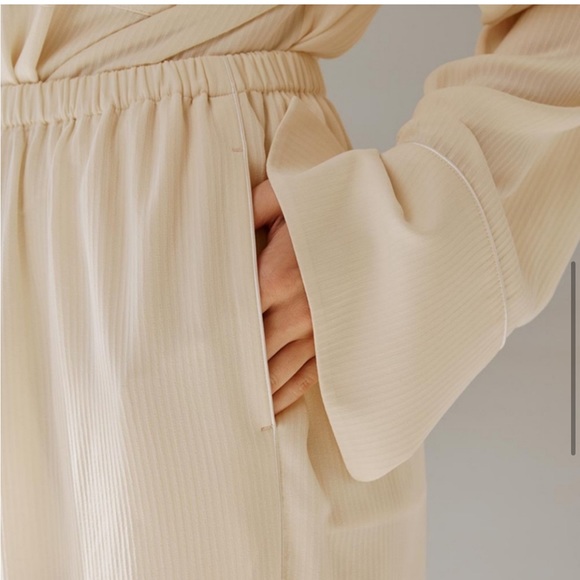 Nap Loungewear Small Cream Textured Pajama Set (Ivory-Cream w/ White Trim) - Picture 6 of 12